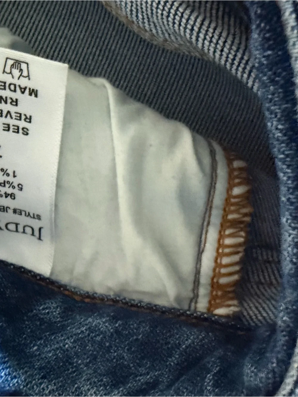 Judy Blue women’s size 7 (fits like a 10) Jeans with, cropped wide leg